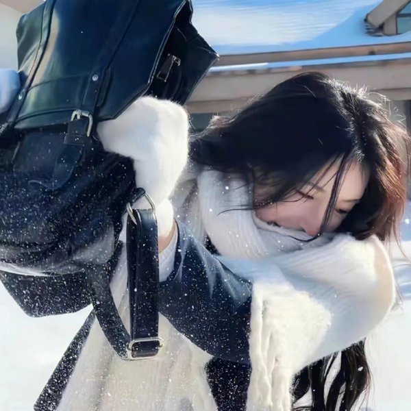 派遣女公关彩华